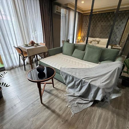 Patong Rooftop Pool Luxury Condo With Bathtub And Sofa Bed Big Balcony Exterior photo